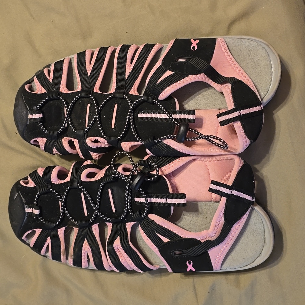 Size 10 Breast Cancer Awareness shoes